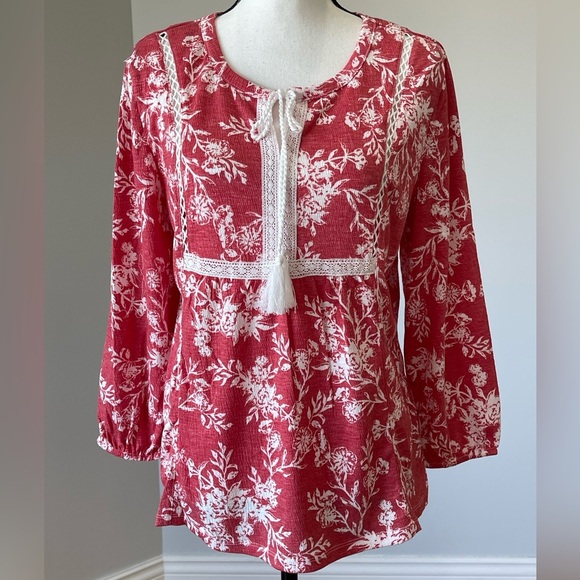 Como Blu New with Tags size XL top with Tassel and accents NWT casual office - Picture 1 of 11
